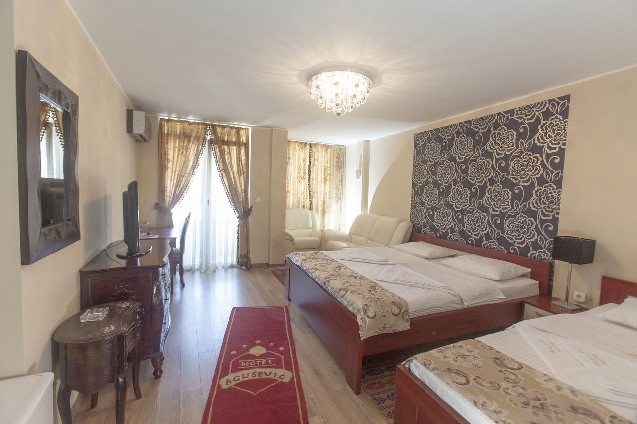 B&B Agusevic Нови-Пазар Экстерьер фото